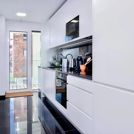 Apartamento Com 2 Quartos Διαμέρισμα *